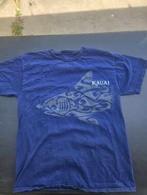 Kauai Hawaii Shark Vintage Surf Tee